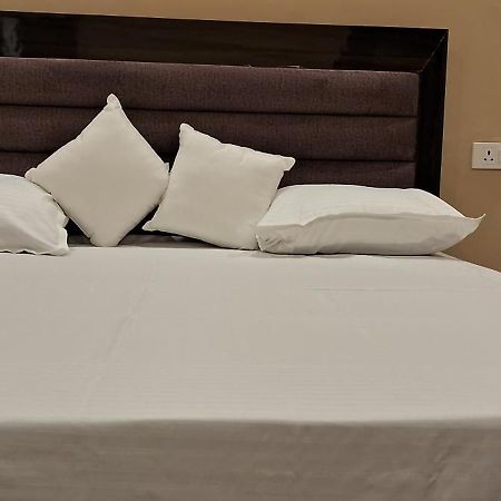 Готель Shree Janki Palace Ayodhya Екстер'єр фото